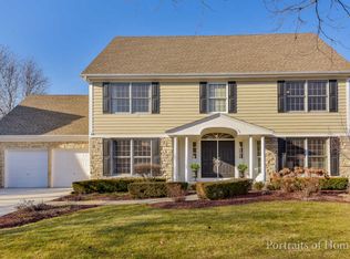 25W770 Cathryn Ct, Carol Stream, IL 60188