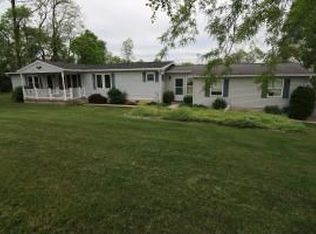 611 Jonestown Rd, Jonestown, PA 17038