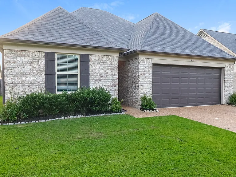 1089 Carib Loop W — Photo 3