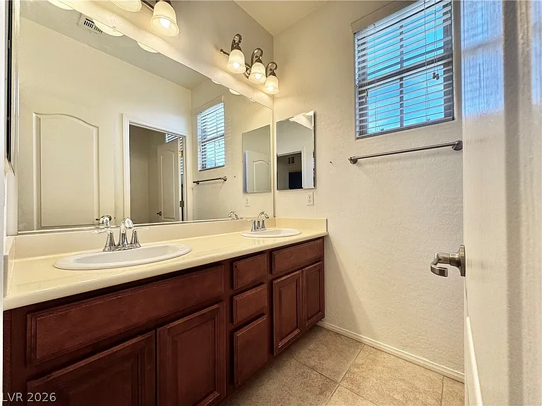 10037 White Mulberry Dr — Photo 66
