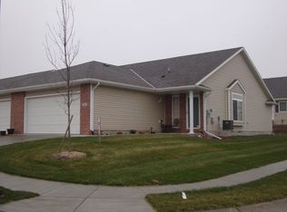 1805 N 176th Ct, Omaha, NE 68118