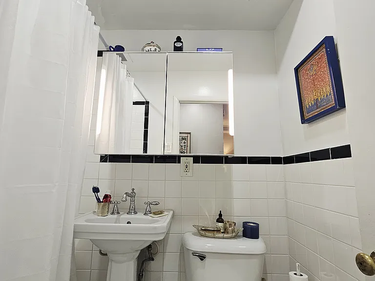 227 S Van Pelt St #1 — Photo 15