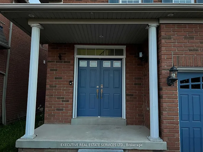 4 Long Meadow Rd — Photo 2