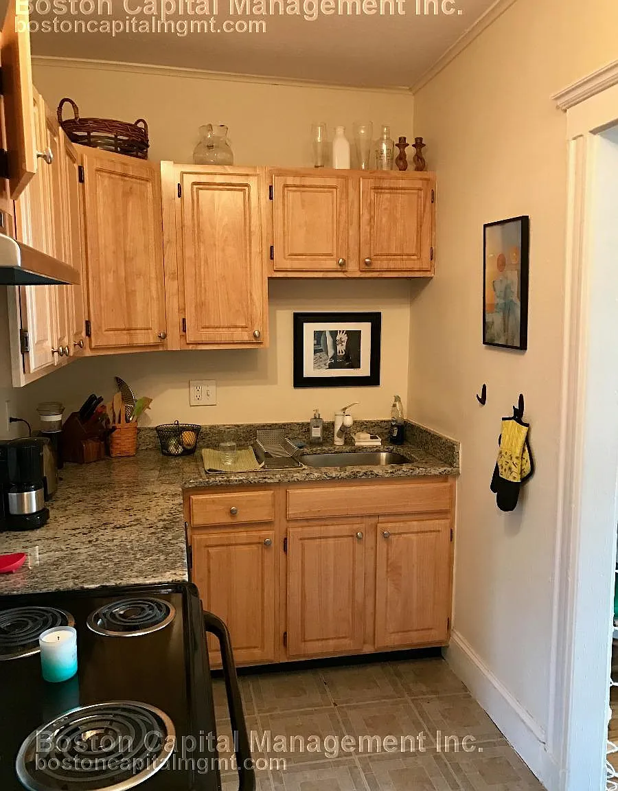 2 bed, 800 sqft, $2,895 — Photo 3