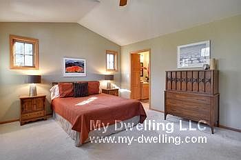 5th image of 2205 E Stratford Ct