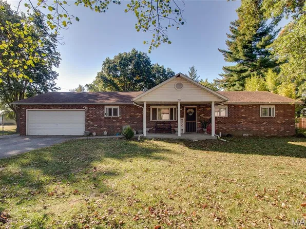 708 E John St, Bunker Hill, IL 62014