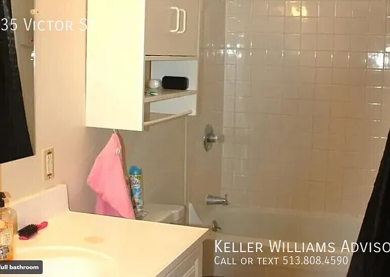 2235 Victor St — Photo 12