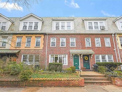 10013 Ascan Ave, Flushing, NY, 11375
