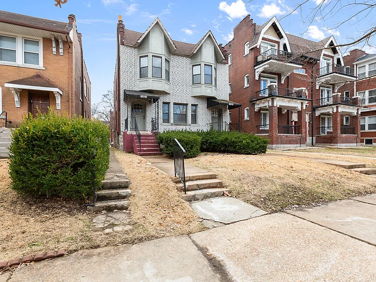 6010 Waterman Blvd — Photo 18