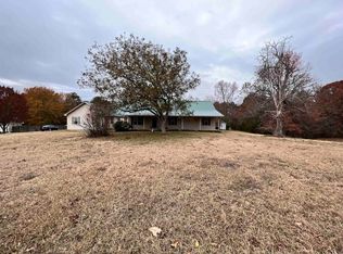 411 Red Hill Rd, Arkadelphia, AR 71923