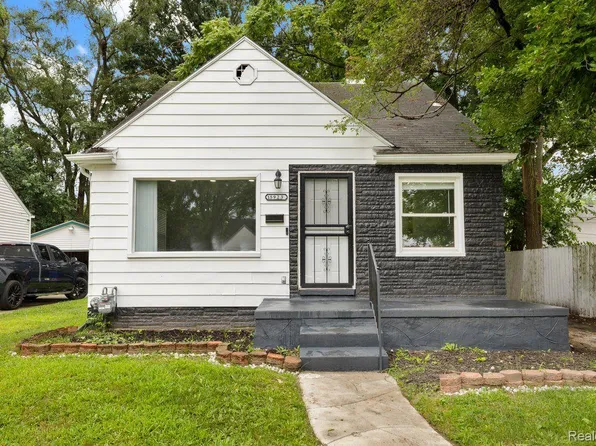 15923 Curtis St, Detroit, MI 48235
