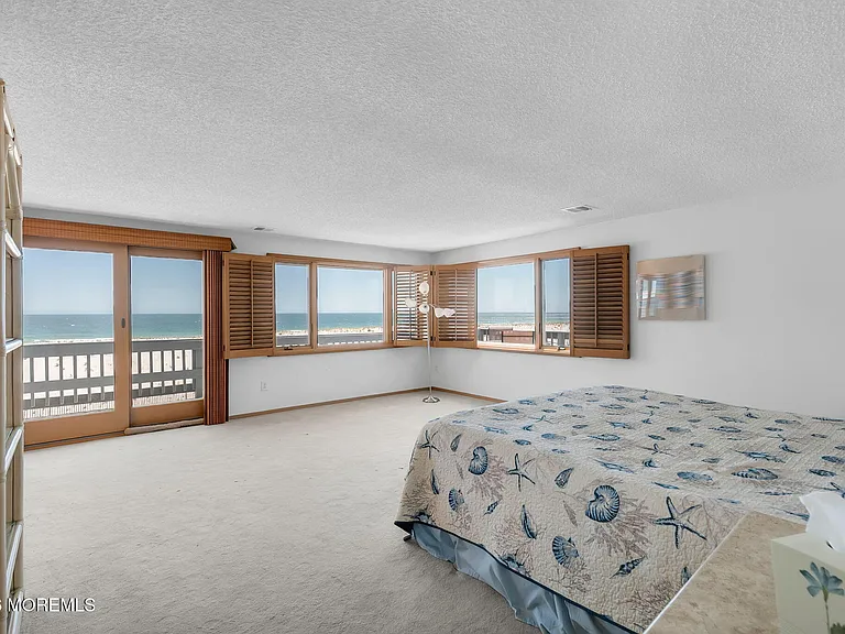 304 Oceanfront — Photo 33