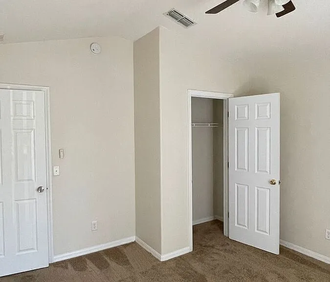 722 Windsor Estates Dr — Photo 17