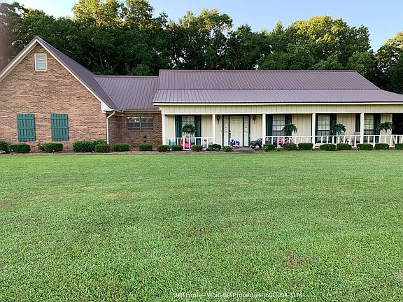 2nd image of 1887 Carsley Rd