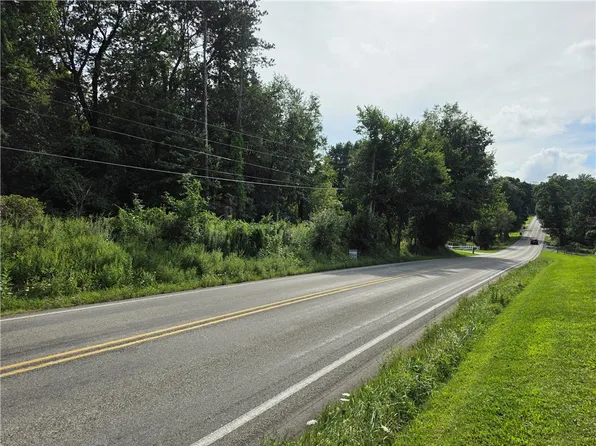168 Dinnerbell Rd, Butler, PA 16002