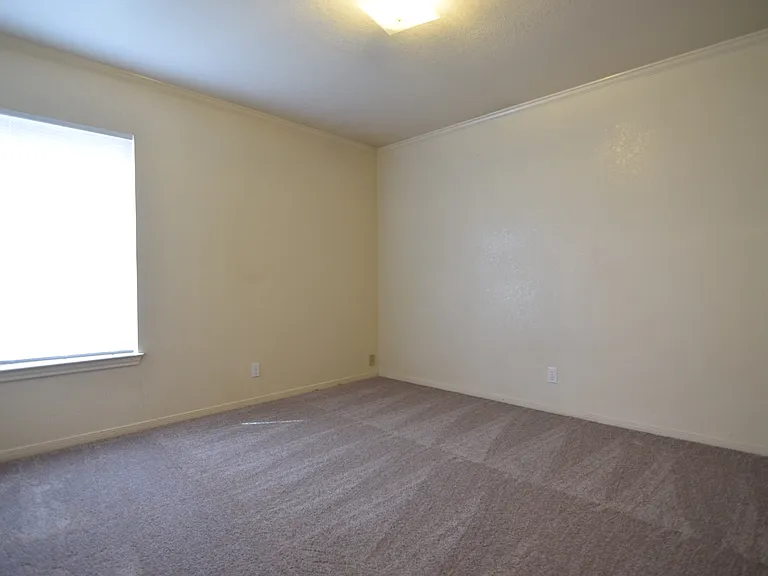 4201 Carolyn Dr — Photo 17