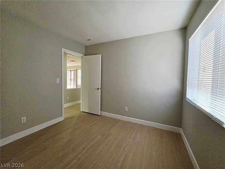 5929 Forest Creek Rd — Photo 18