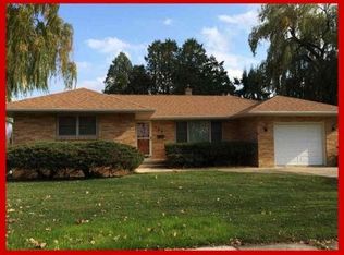225 Birch Ct, Lake Mills, WI 53551