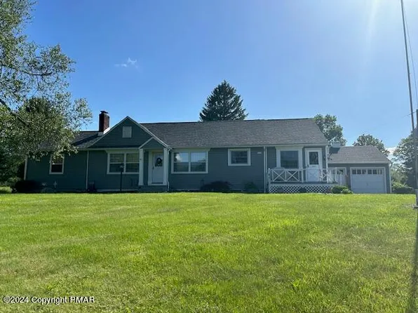 107 Pensyl Creek Rd, Stroudsburg, PA 18360