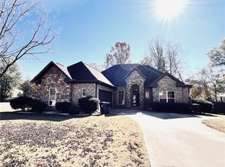 1807 Parsons Cir, Auburn, AL 36830