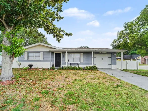 3528 Rock Royal Dr, Holiday, FL 34691