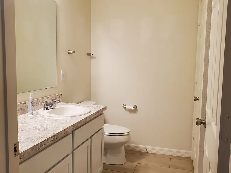 16536 Centipede St — Photo 6