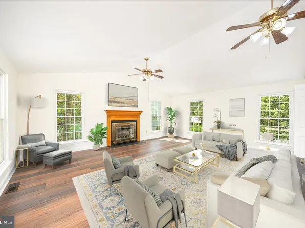 1002 Red Harvest Rd, Gambrills, MD 21054