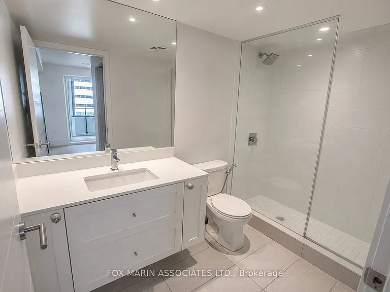 525 Adelaide St W #614 — Photo 10