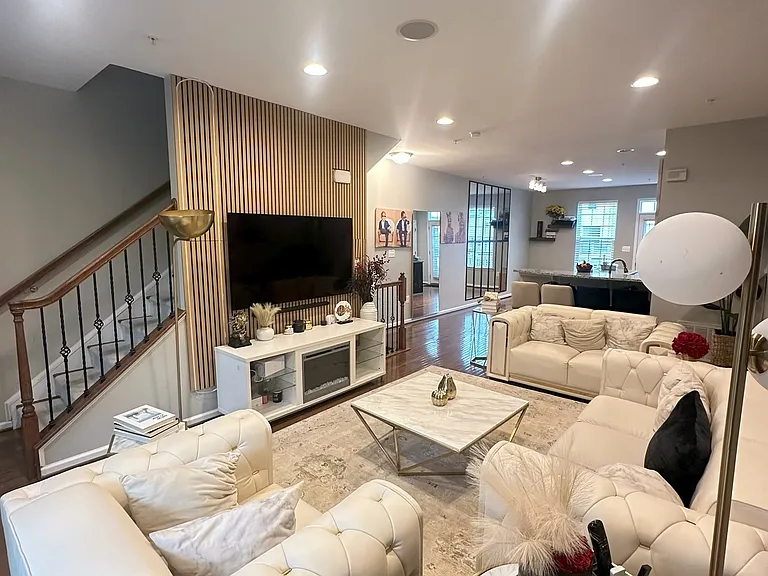 5504 Glover Park Dr — Photo 19
