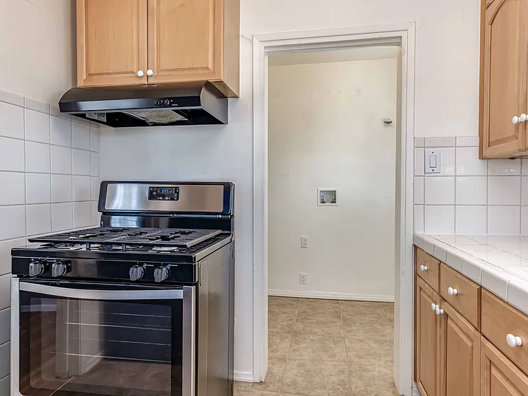 17309 Elgar Ave — Photo 9