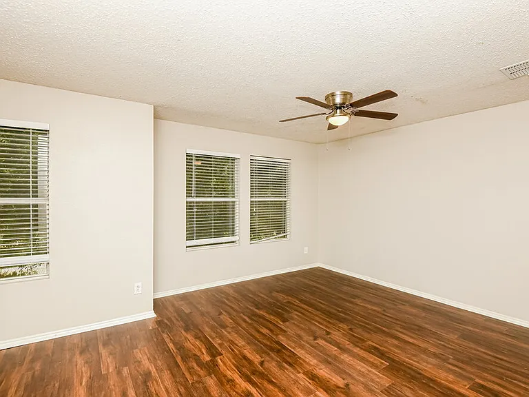 3115 Teodoro Dr — Photo 14