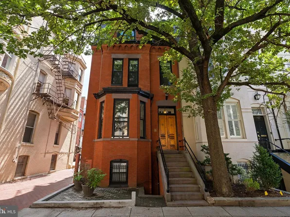 2010 Hillyer Pl NW, Washington, DC 20009