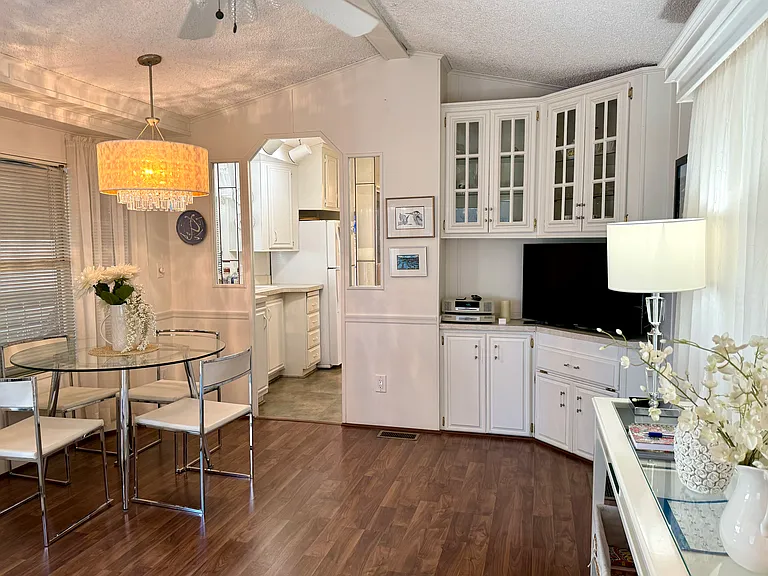 3020 E Main St — Photo 19