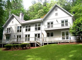 2004 Foxcroft Dr, Lagrange, GA 30240