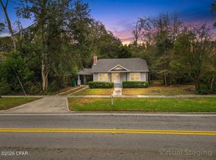 657 Main St, Chipley, FL 32428