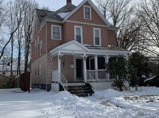 334 Linden St, Holyoke, MA 01040