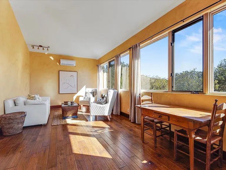 38 Asoleado Dr — Photo 31