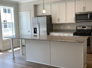 120 Kinross Ln, Fredericksburg, VA 22401