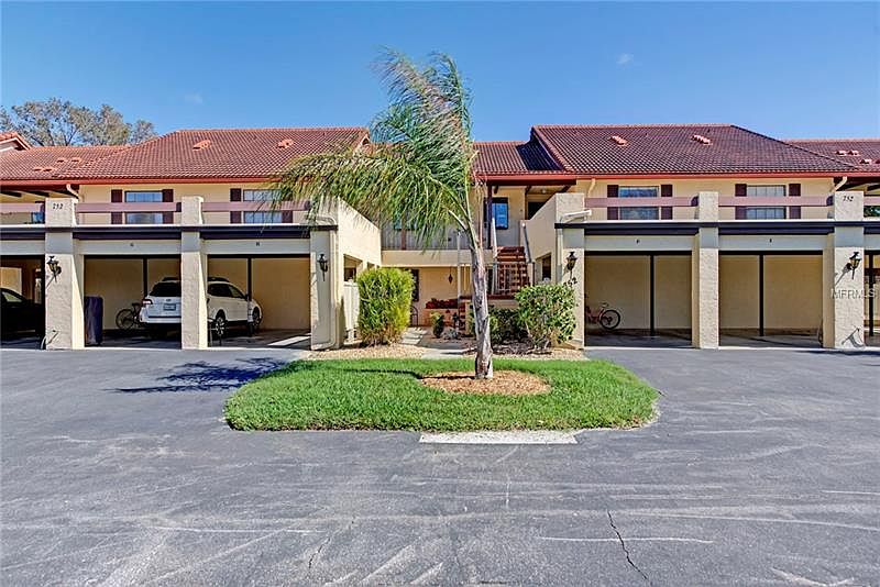 1st image of 752 Avenida Estancia APT H