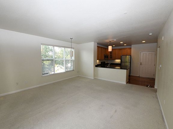 5th image of 1445 Fruitdale Ave Unit 329