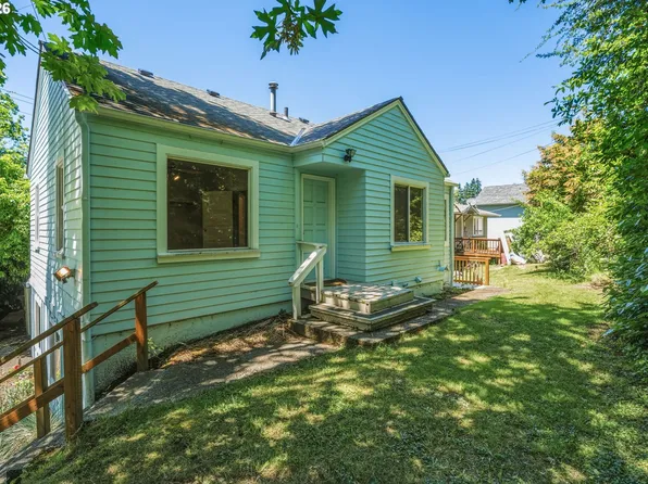 9540 SW Terwilliger Blvd, Portland, OR 97219