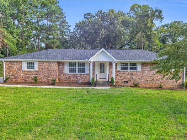 2704 Little Creek Dr, Anderson, SC 29621