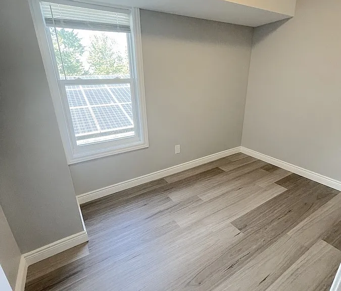 3341 Peter St #MAIN — Photo 11