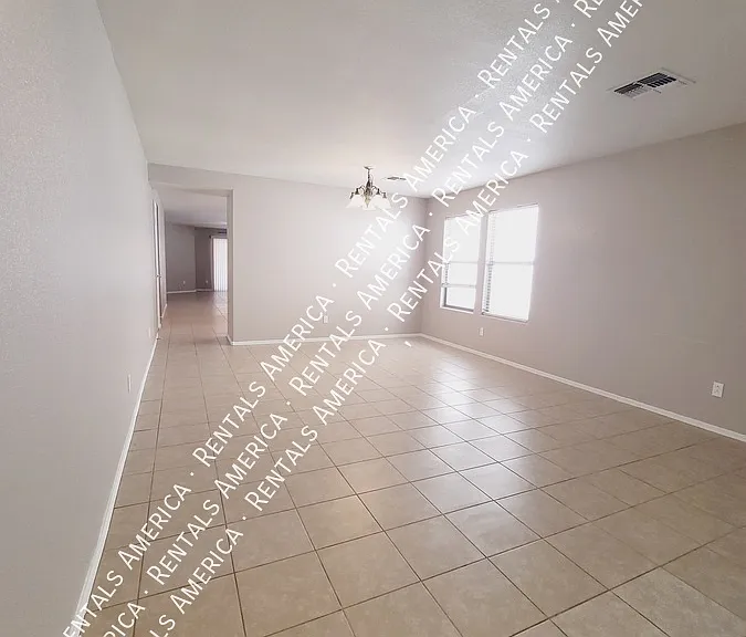 776 E Cowboy Cove Trl — Photo 2