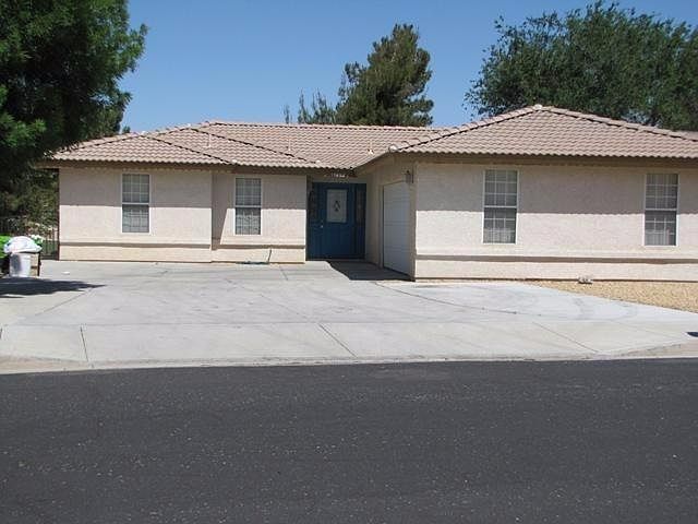 1st image of 15862 Candlewood Dr