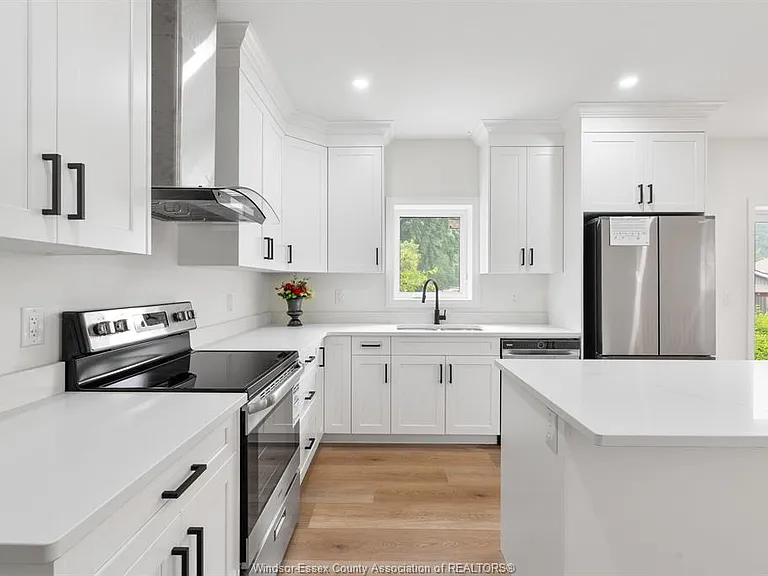 121 Allison Ave — Photo 6
