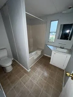 76 Dogwood Dr — Photo 2