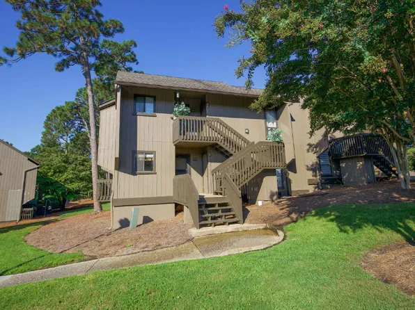 800 Saint Andrews Dr, Pinehurst, NC
