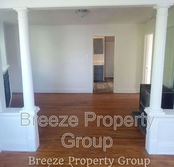 228 Langdon St — Photo 1