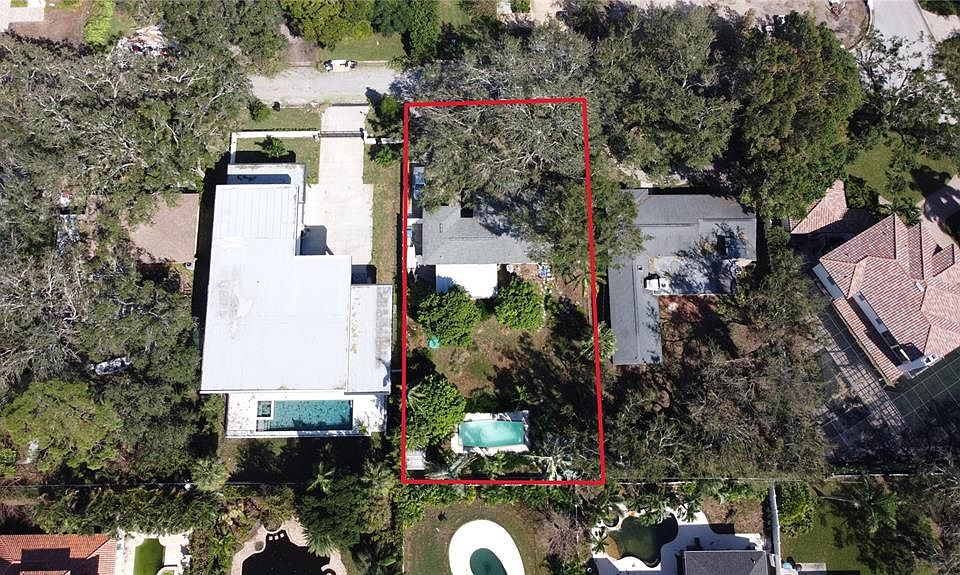 1st image of 116 LAREDO WAY NE